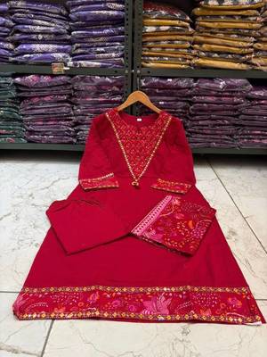 Red cotton floral print kurta set with dupatta for women 3