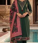 Green cotton floral print kurta set with dupatta for women