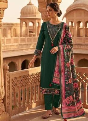 Green cotton floral print kurta set with dupatta for women 2