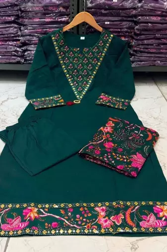 Green cotton floral print kurta set with dupatta for women