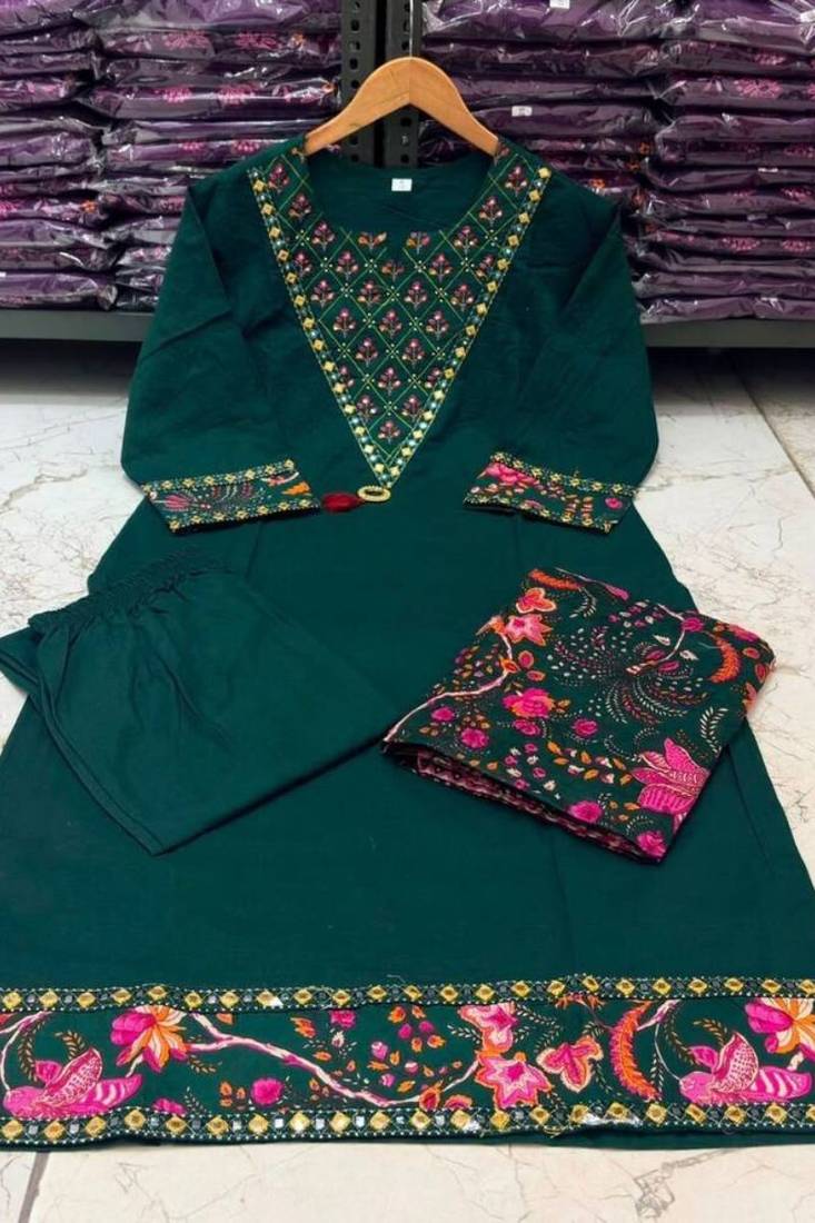 Green cotton floral print kurta set with dupatta for women