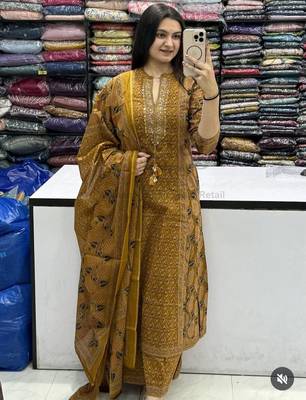 Yellow cotton floral print kurta set with dupatta for women 2