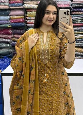 Yellow cotton floral print kurta set with dupatta for women 3