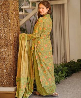 Floral printed pure cotton kurta trouser dupatta set for women 2