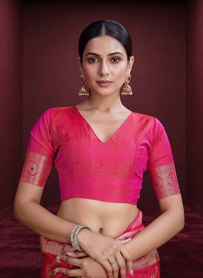 rani pink banarasi soft silk blend saree with dupatta 5
