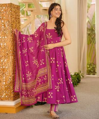 Pink floral printed silk blend anarkali suit for women 1