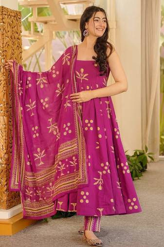 Pink floral printed silk blend anarkali suit for women