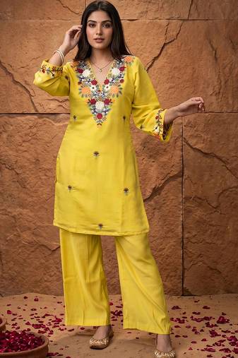women's cotton blend embroidered kurta pant set