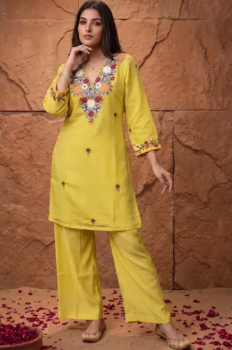 women's cotton blend embroidered kurta pant set