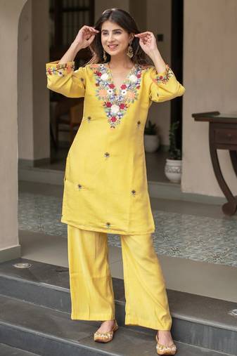 women's cotton blend embroidered kurta pant set