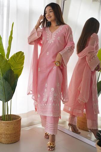 women's silk blend embroidered kurta pant with dupatta set