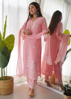 women's silk blend embroidered kurta pant with dupatta set 4