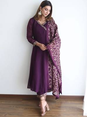 women's silk blend embroidered anarkali kurta pant with dupatta set 1