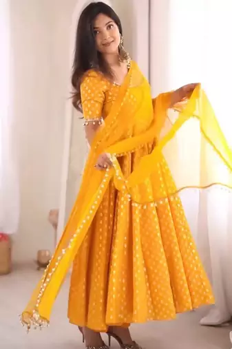 women's chanderi woven butta motiff anarkali kurta pant with dupatta set