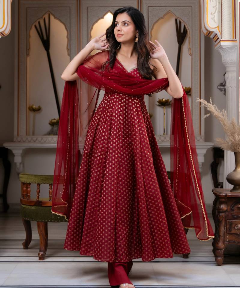 women's chanderi woven butta motiff anarkali kurta pant with dupatta set