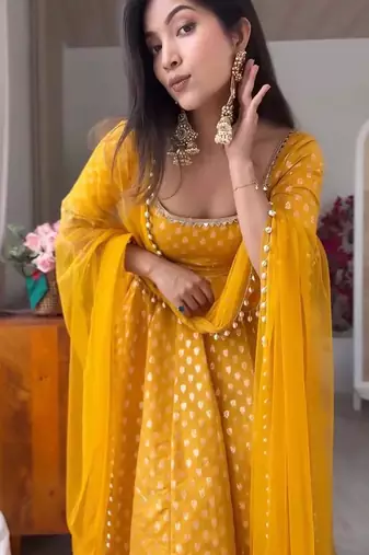 women's chanderi woven butta motiff anarkali kurta pant with dupatta set