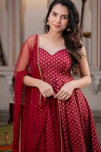 women's chanderi woven butta motiff anarkali kurta pant with dupatta set