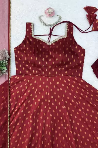 women's chanderi woven butta motiff anarkali kurta pant with dupatta set