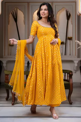 women's chanderi woven butta motiff anarkali kurta pant with dupatta set