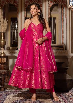 women's chanderi woven motiff anarkali kurta pant with dupatta set 2