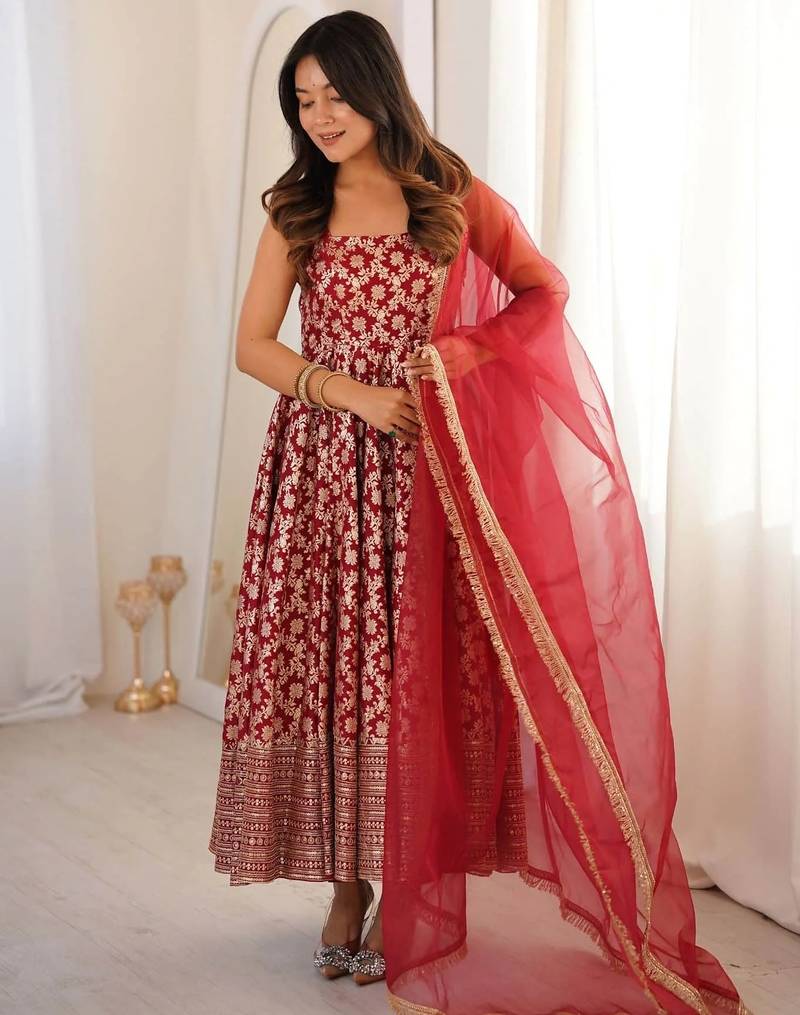 women's chanderi woven motiff anarkali kurta pant with dupatta set