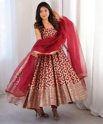 women's chanderi woven motiff anarkali kurta pant with dupatta set 3