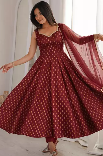 women's chanderi woven butta motiff anarkali kurta pant with dupatta set