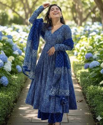 women's cotton blend printed angarkha kurta palazzo with dupatta set 2