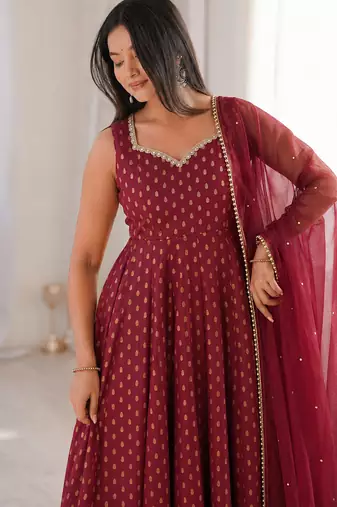 women's chanderi woven butta motiff anarkali kurta pant with dupatta set