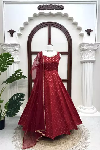women's chanderi woven butta motiff anarkali kurta pant with dupatta set