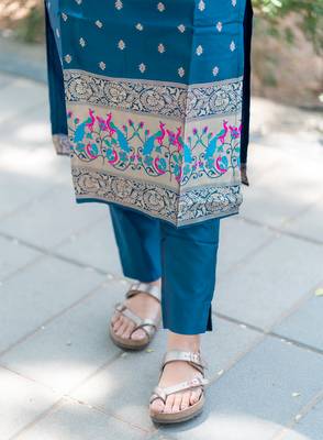 women's art silk woven butta motiff kurta pant with dupatta set 4