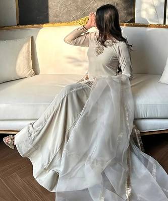 women's silk embroidered kurta palazzo with dupatta set 3