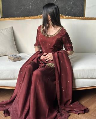 women's silk embroidered kurta palazzo with dupatta set 4
