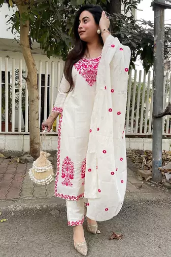 women's cotton blend embroidered kurta pant with dupatta set