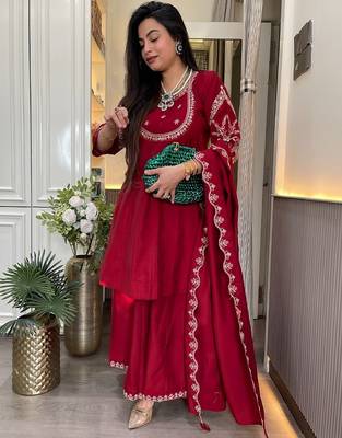women's silk blend embroidered kurta palazzo with dupatta set 1