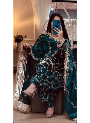 Dark green embroidery frendy full stitched farshi salwar suit set 2