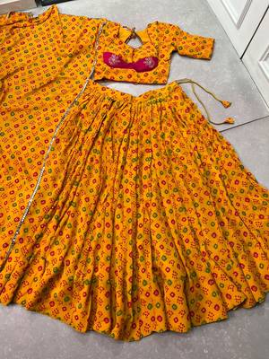 women's printed georgette bandhej printed lehenga choli with dupatta for navratri - free size 5