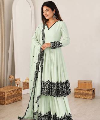 Women pista gorgette embroidery work detailing kurta set with dupatta 1