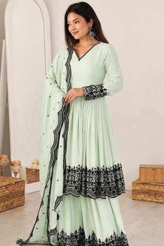 Women pista gorgette embroidery work detailing kurta set with dupatta
