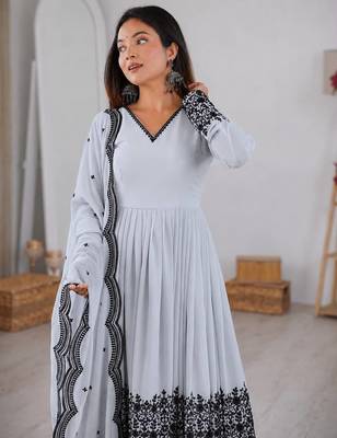 Women white gorgette embroidery work detailing kurta set with dupatta 1