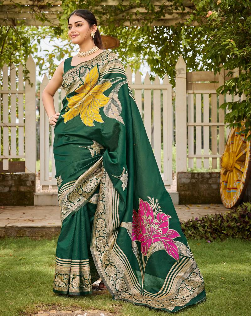 Women's green jacquard silk blend saree with zari floral border festive