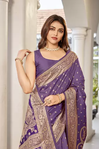 women's purple jacquard silk blend saree with zari paisley border occasion wear