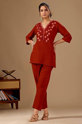Maroon floral embroidered cotton flex co-ord set for women