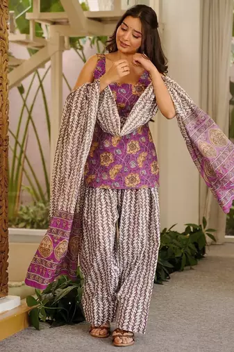 Floral printed pure cotton suit for women