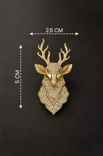 Royal gold-tone deer head statement brooch with crystal detailing