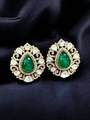 Emerald green teardrop stone gold-tone studded earrings 4
