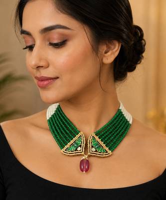 Elegant green beaded necklace with artistic pendant and ruby-tone drop 3