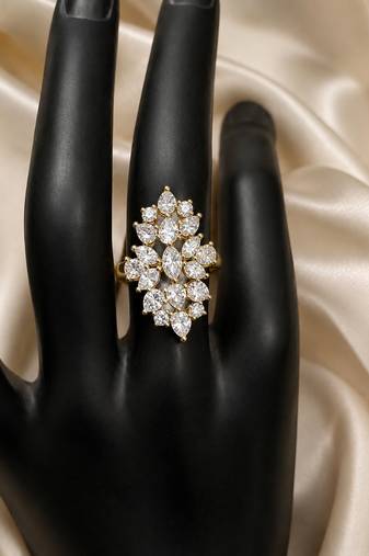 Elegant gold-plated floral cluster statement ring with clear stones
