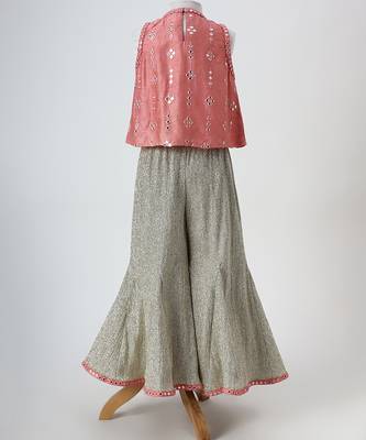 Peach and silver grey embroidered dola silk co ord set 5