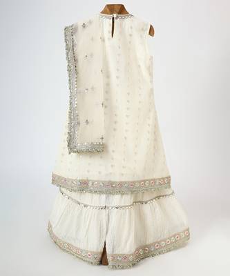 Off white embroidered chanderi sharara set 4